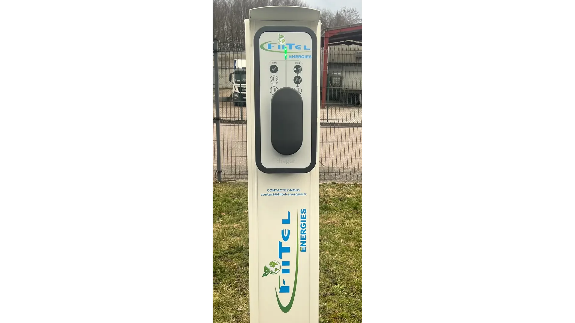 Installation-de-2-bornes-de-recharge-de-22kw-chez-notre-partenaire-Passion-automobiles-a-Epinal-Fiitel-Energies