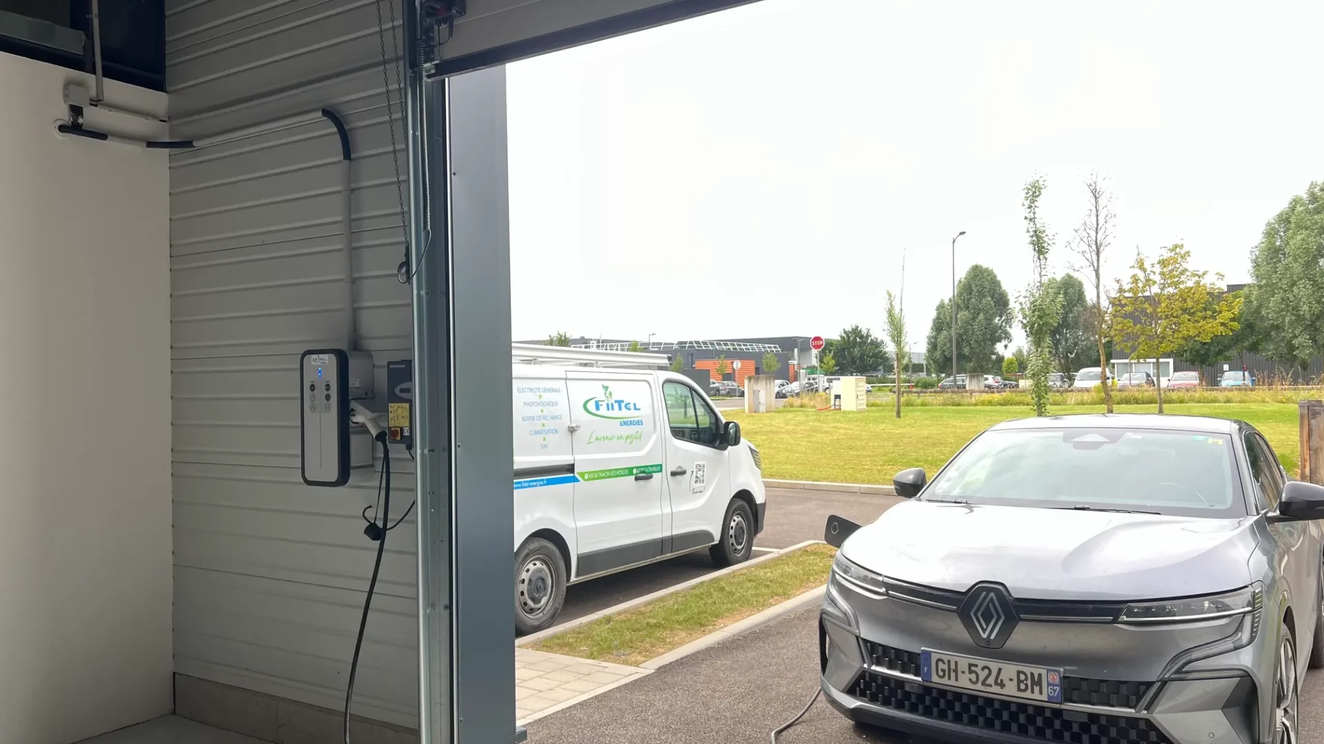 Installation d'une borne de recharge de 22Kwh pour la société BL INCENDIE en Alsace (3)