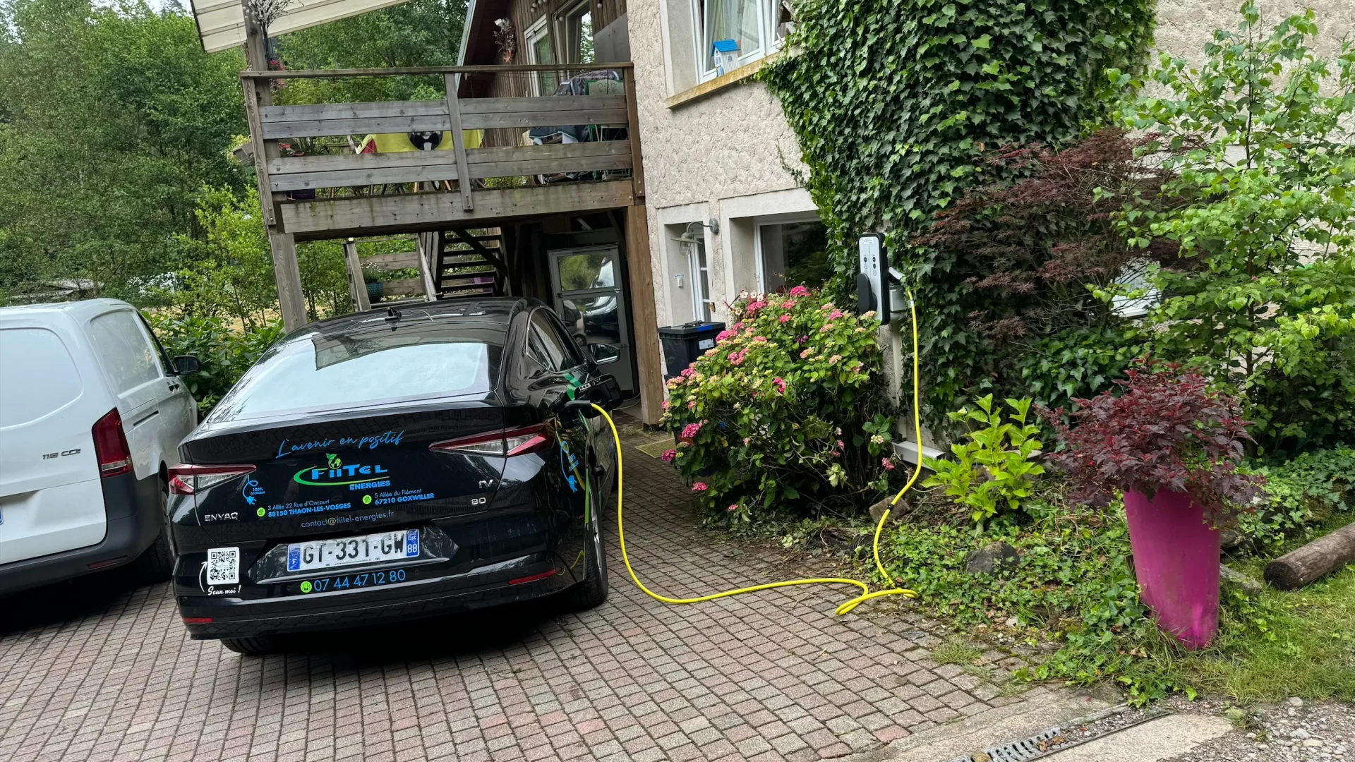 Installation dune borne de recharge de 22kw pour le gites du ruisseau dans la commune D'EPINAL dans les VOSGES (1)